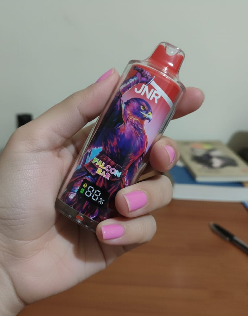 Ewelina K. - Recenzja jednorazówki JNR Falcon Pro